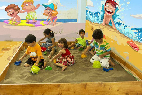 زمین شنی در طراحی مهد کودک